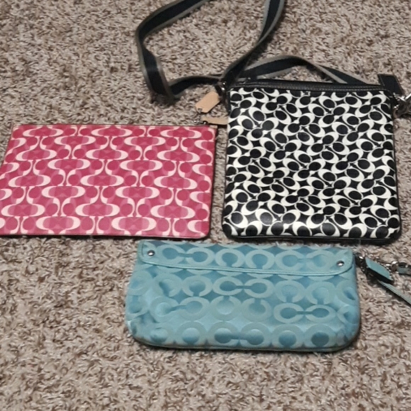 Coach Bundle - Picture 3 of 6